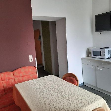 Fewo Finsterwalde Hostel Ngoại thất bức ảnh