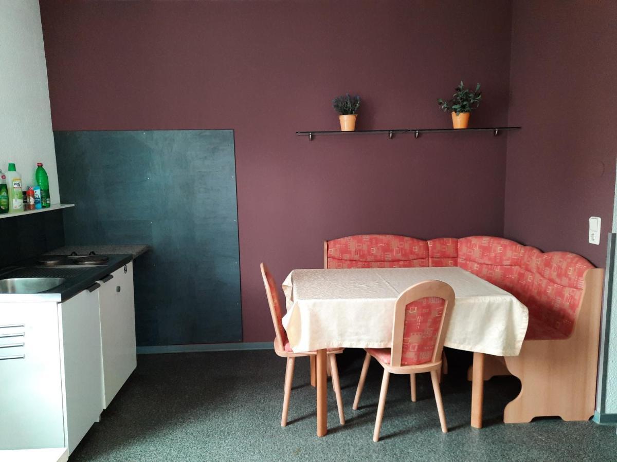 Fewo Finsterwalde Hostel Ngoại thất bức ảnh