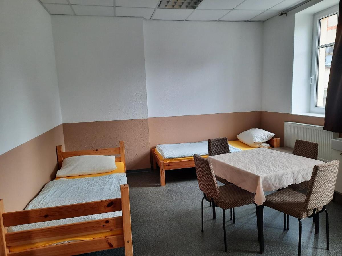 Fewo Finsterwalde Hostel Ngoại thất bức ảnh